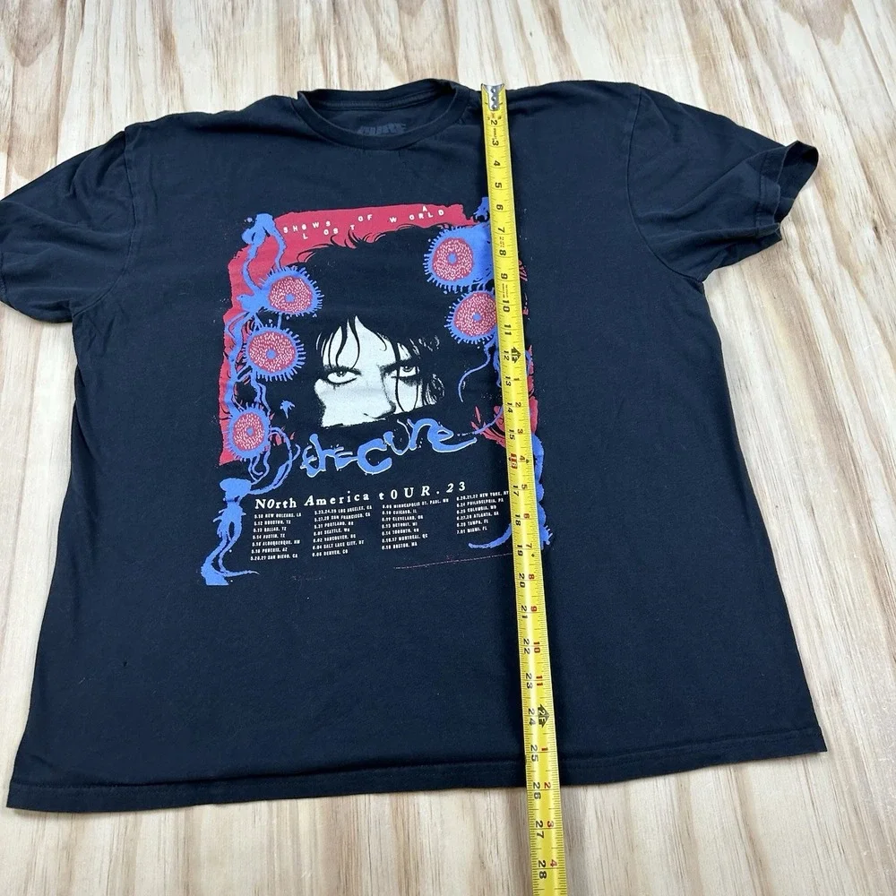 The Cure Women's XL 2023 Tour T-Shirt Black Short Sleeve Goth Alternative Band